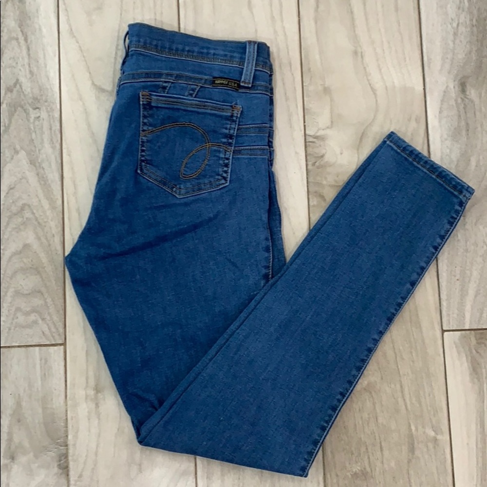 Jeans.